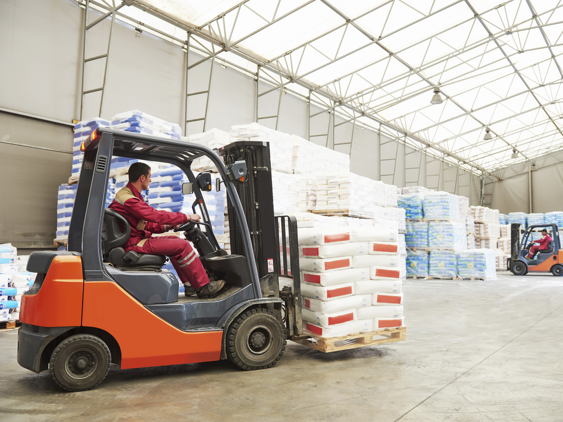 Logistics & Operations 