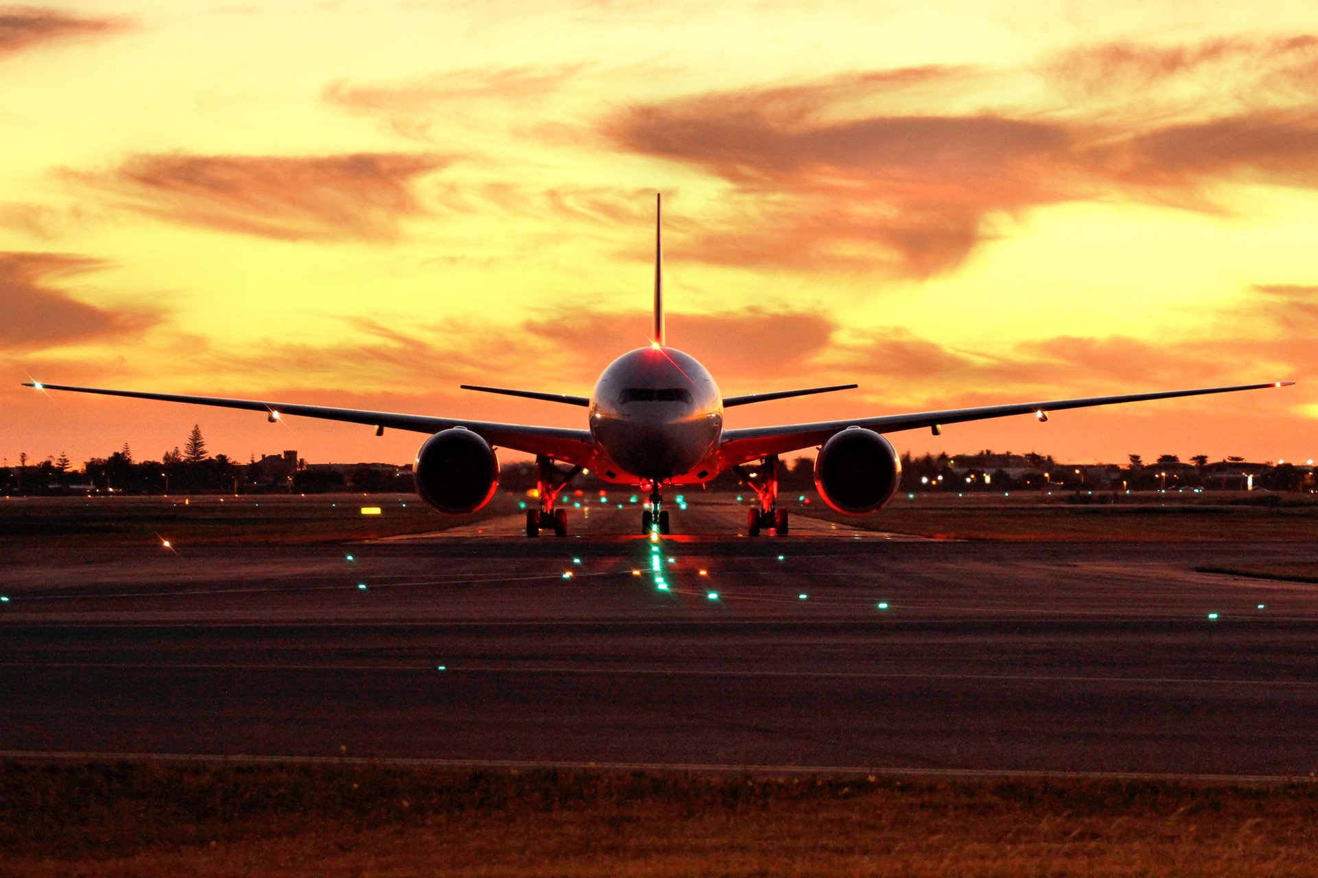 Resurfacing Adelaide's runways for a safer, greener future 