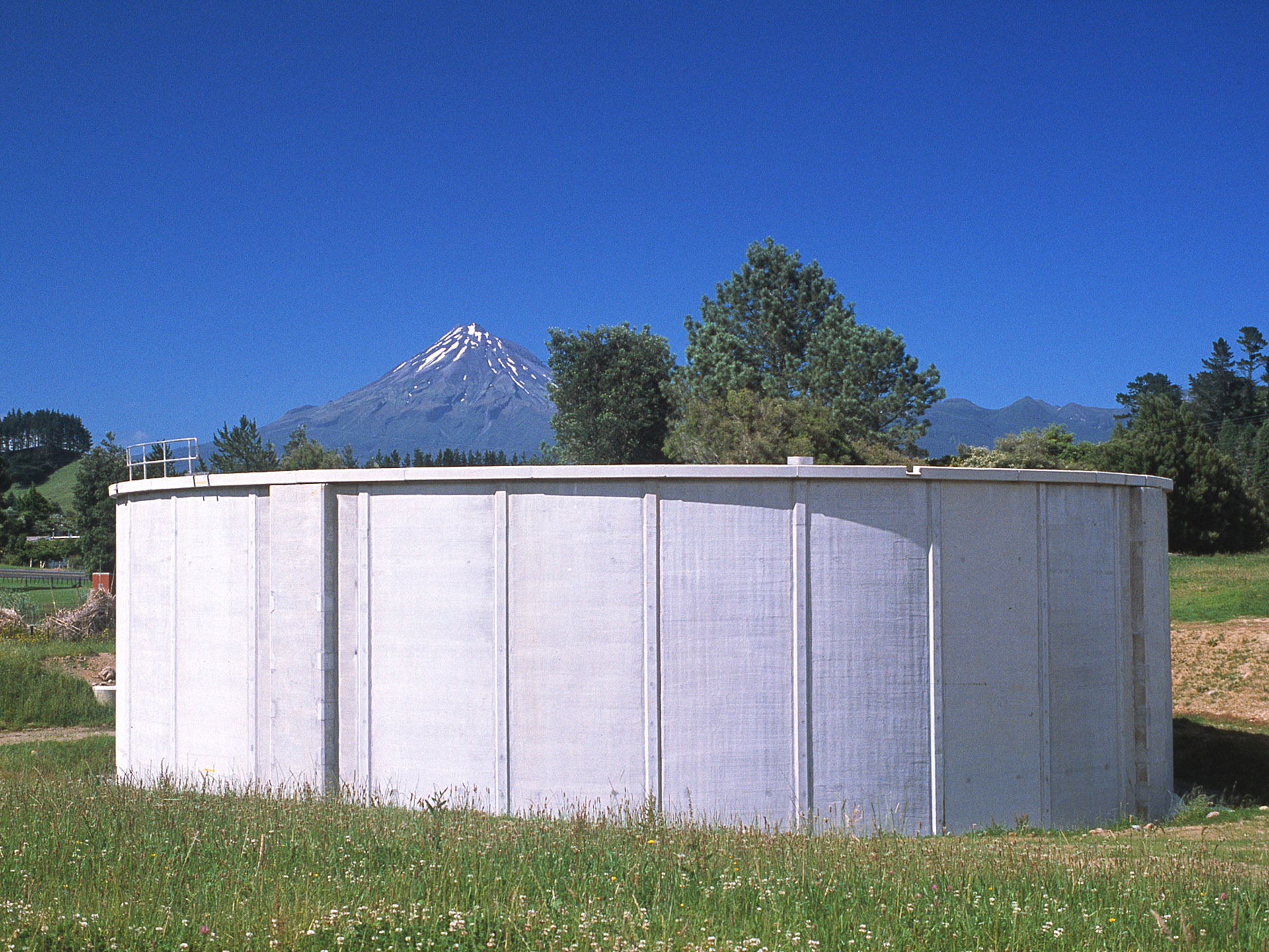 Reducing the cost of storing water for a city