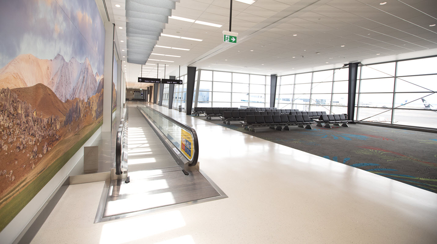 AKL airport pier B 3