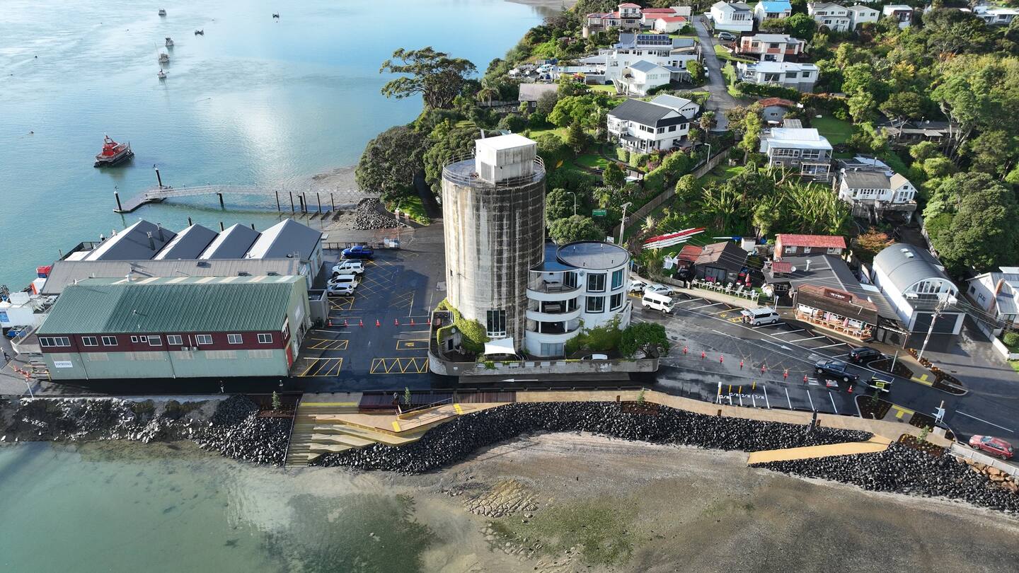 Whāingaroa Wharf